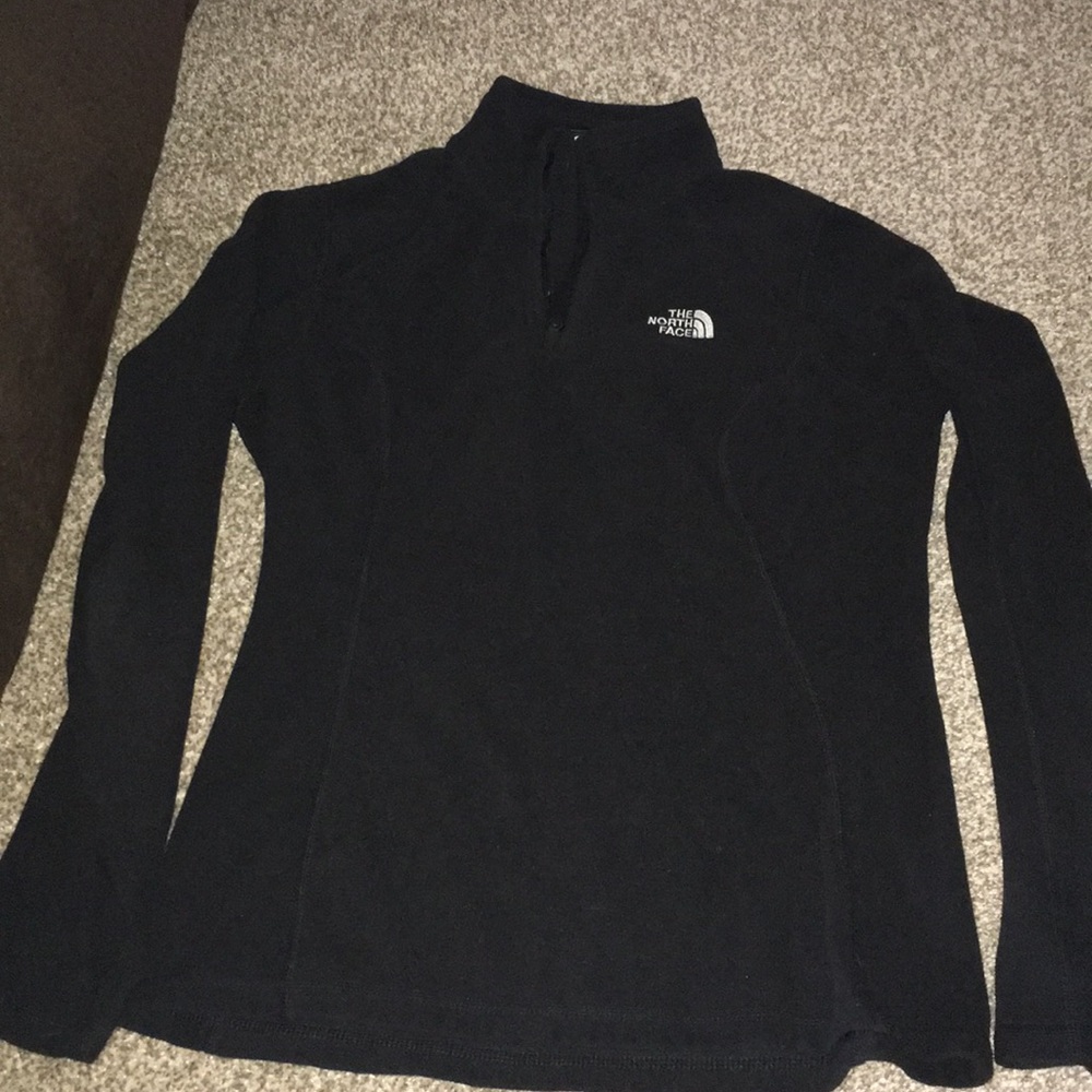 Black North Face fleece